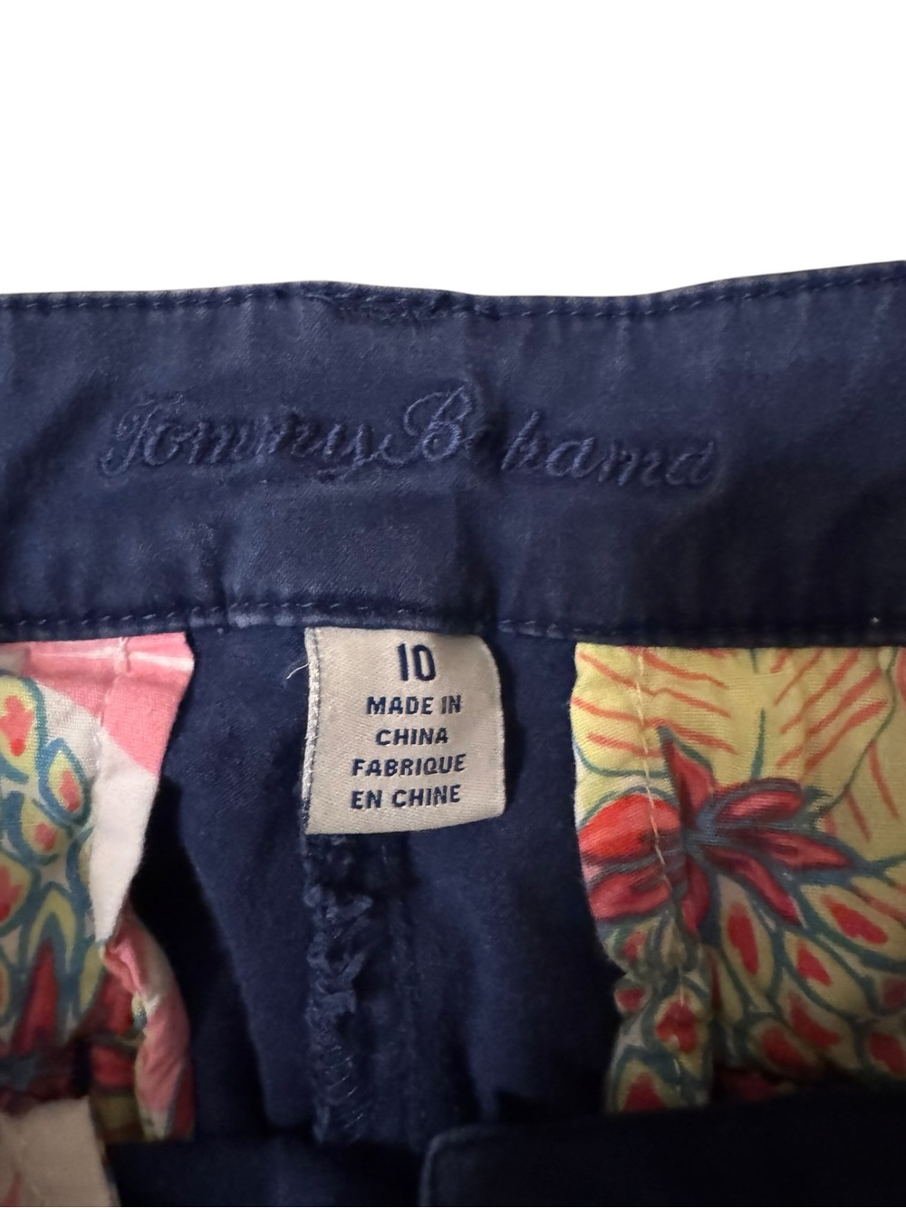 Tommy Bahama Navy Women's Bermuda Shorts Size 10 - Picture 3 of 4